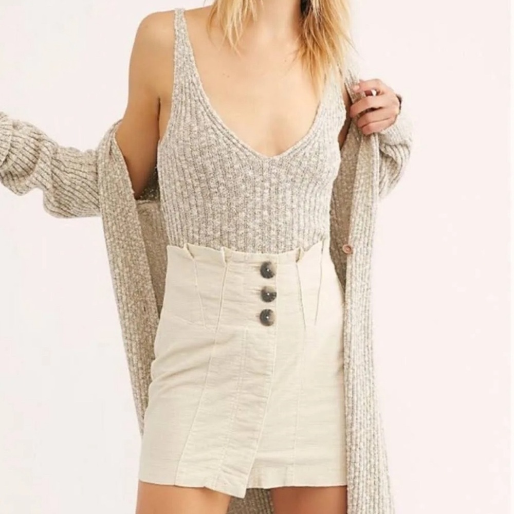 Free People size 10 button front mini skirt atlas cloud pleated front no pockets